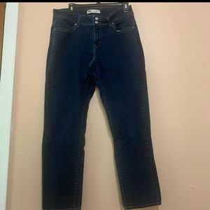 Levi’s Women’s Curvy Skinny Jeans